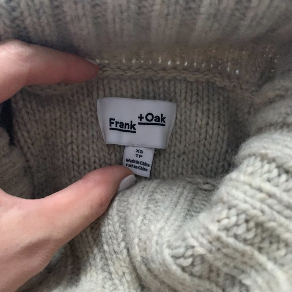 Frank & Oak Women's Oversized Knit Turtleneck - Picture 4 of 4